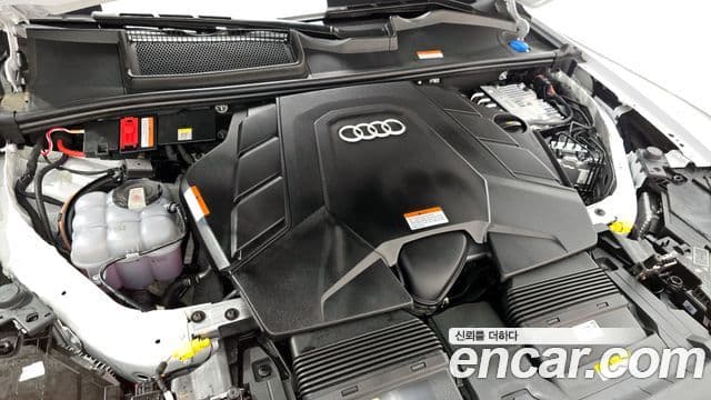 Audi Q7 2025 — Şəkil 6/20
