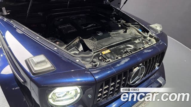 Mercedes-Benz G-Class 2020 — Photo 11/20
