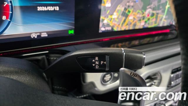 Mercedes-Benz G-Class 2020 — Photo 10/20