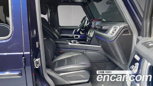 Mercedes-Benz G-Class 2020 — Photo 19/20