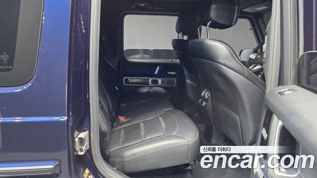 Mercedes-Benz G-Class 2020 — Photo 16/20