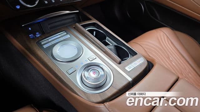 Genesis Electrified G80 2021 — Şəkil 9/20
