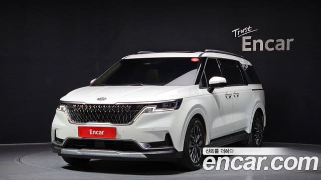 Kia Carnival 2021 — Фото 1/20