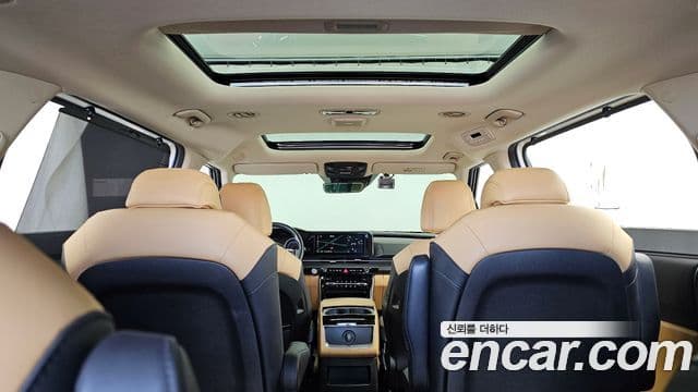 Kia Carnival 2021 — Фото 19/20