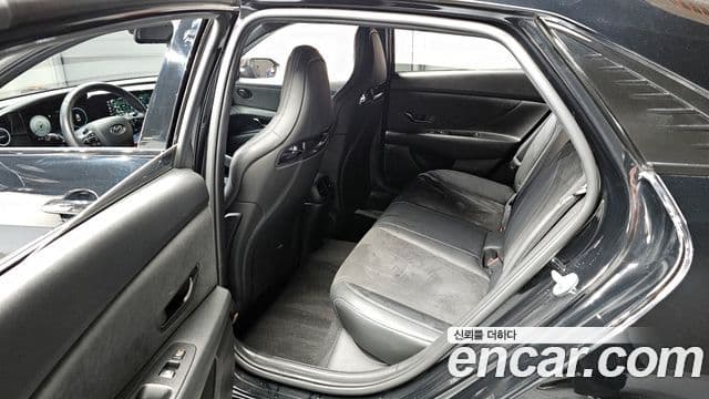 Hyundai Avante 2022 — ფოტო 11/20