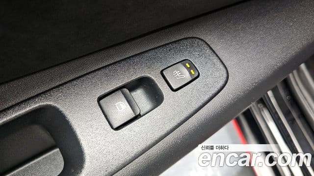 Hyundai Avante 2022 — ფოტო 19/20