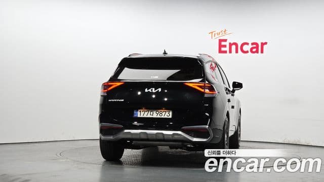 Kia Sportage 2022 — ფოტო 4/20