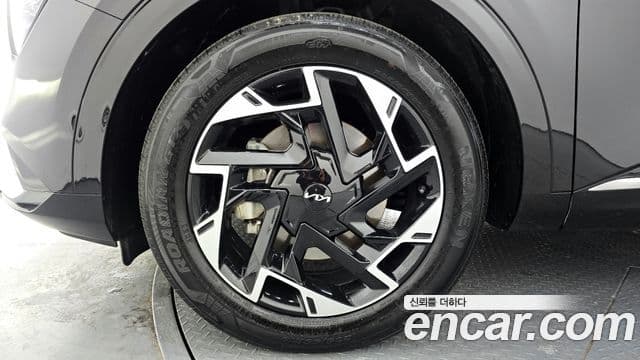Kia Sportage 2022 — ფოტო 5/20