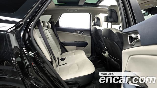 Kia Sportage 2022 — ფოტო 12/20