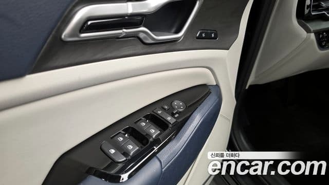Kia Sportage 2022 — ფოტო 18/20