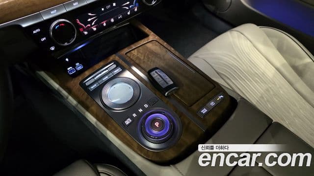 Genesis Electrified G80 2021 — ფოტო 7/20