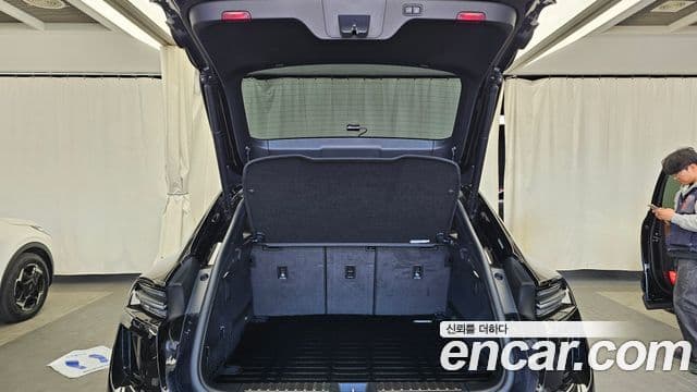 Porsche Macan EV 2025 — ფოტო 15/20