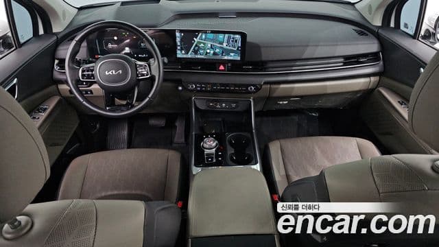 Kia Carnival 2024 — Şəkil 7/20
