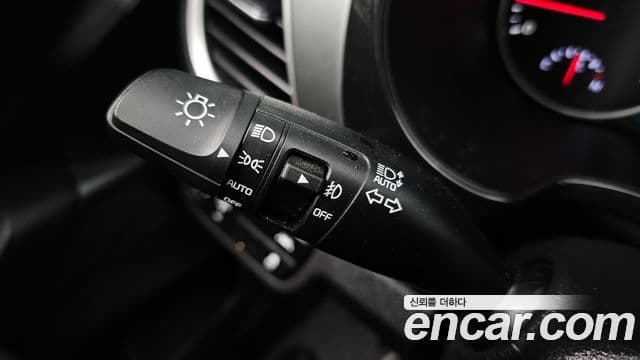 Kia Seltos 2022 — Şəkil 15/20