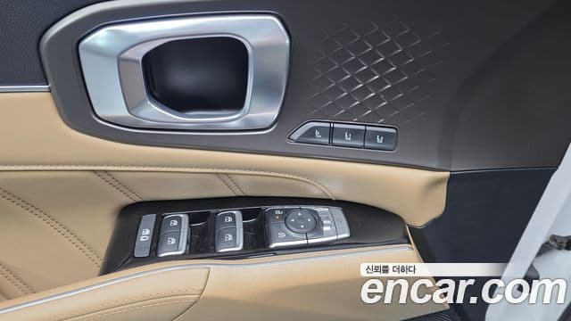 Kia Sorento 2024 — ფოტო 13/20