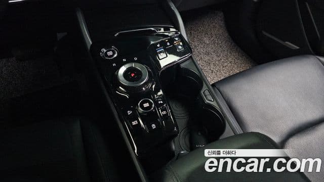 Kia Sportage 2021 — ფოტო 10/20