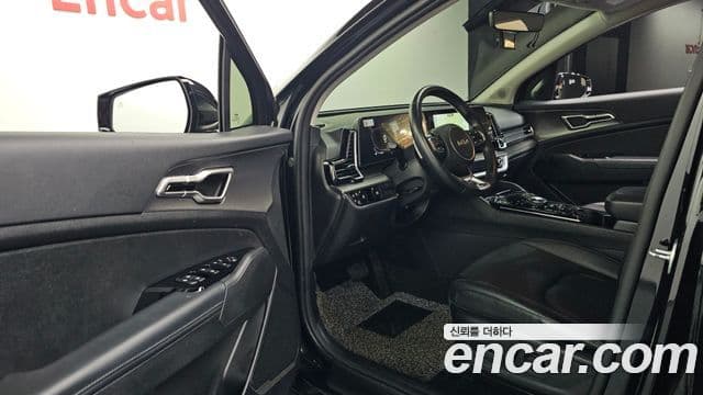 Kia Sportage 2021 — ფოტო 8/20