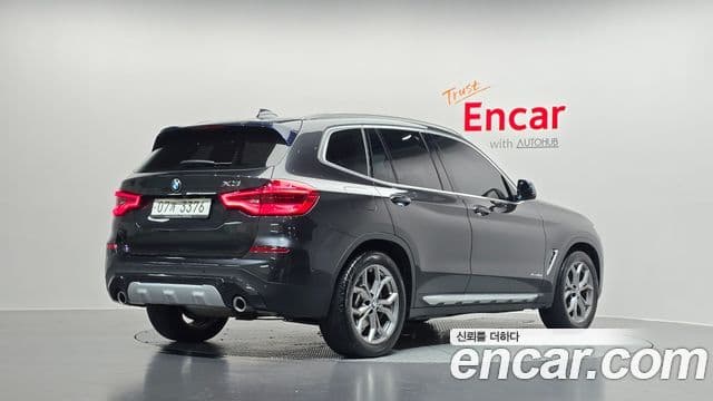 BMW X3 2018 — Şəkil 11/20
