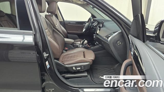 BMW X3 2018 — Şəkil 9/20