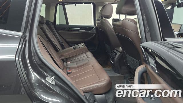 BMW X3 2018 — Şəkil 15/20