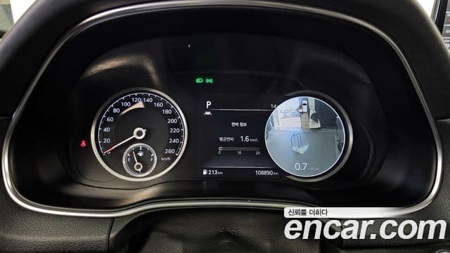 Genesis GV80 2020 — ფოტო 8/20