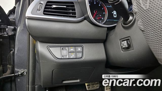 Genesis G70 2018 — ფოტო 16/20