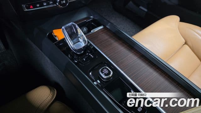 Volvo V60 Cross Country 2023 — Photo 14/20