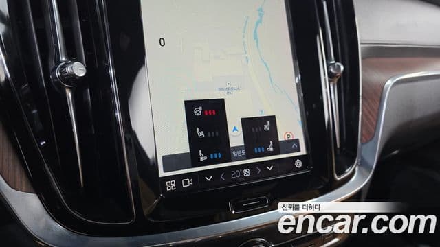 Volvo V60 Cross Country 2023 — Photo 20/20