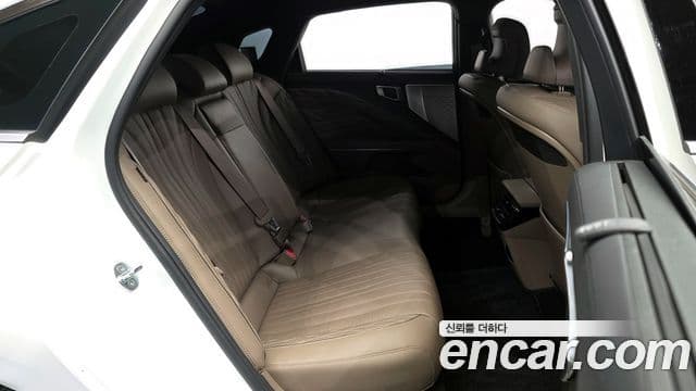 Kia K8 2021 — Şəkil 12/20