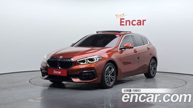 BMW 1 Series 2021 — Şəkil 15/20
