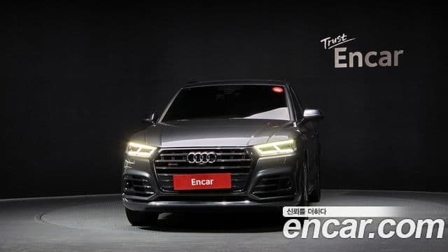 Audi Q5 2020 — ფოტო 2/20
