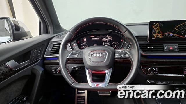 Audi Q5 2020 — ფოტო 13/20