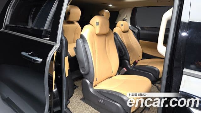 Kia Carnival 2020 — Şəkil 12/20