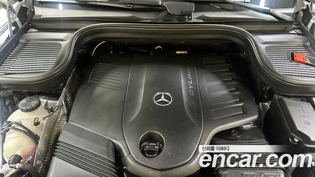 Mercedes-Benz GLE-Class 2025 — ფოტო 6/20