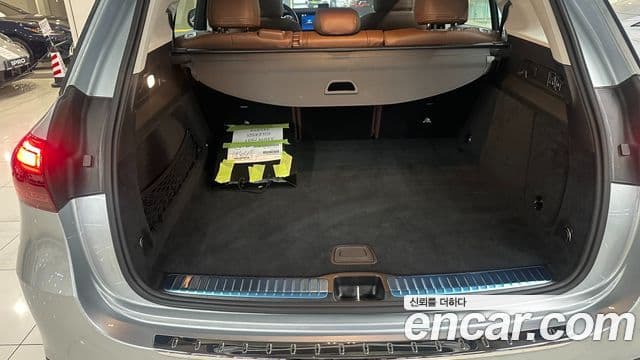Mercedes-Benz GLE-Class 2025 — ფოტო 20/20