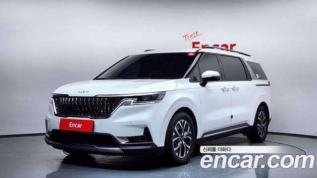 Kia Carnival 2022 — Фото 1/20