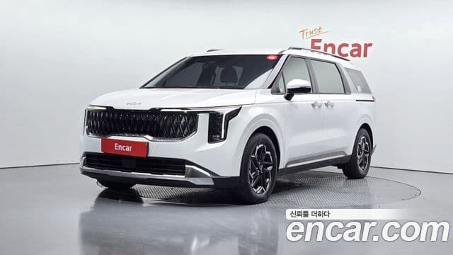 Kia Carnival 2024 — ფოტო 1/20