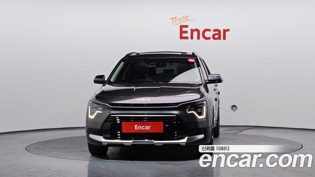 Kia Niro 2022 — ფოტო 3/20