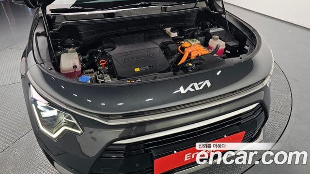Kia Niro 2022 — ფოტო 6/20