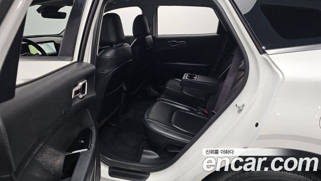 Kia Sportage 2022 — фото 11 из 20