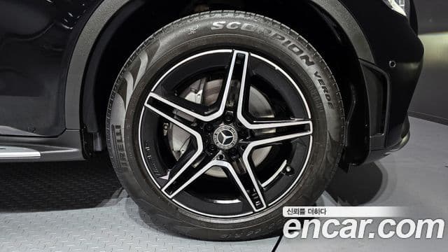 Mercedes-Benz GLC-Class 2023 — Фото 5/20