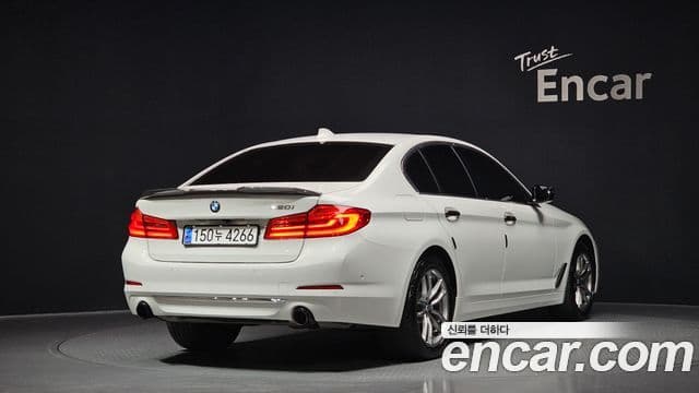 BMW 5 Series 2020 — Şəkil 2/20