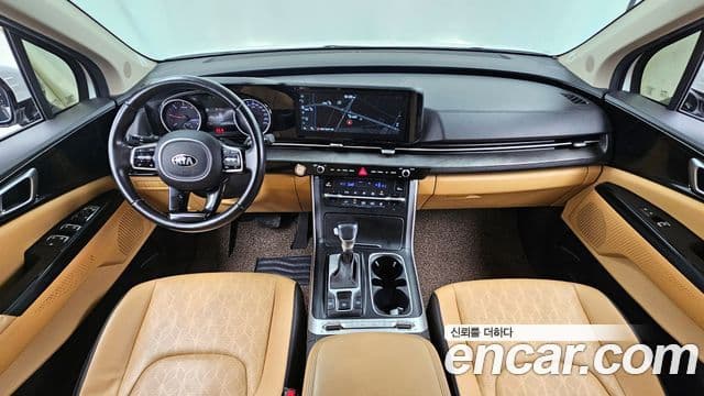 Kia Carnival 2021 — Şəkil 16/20