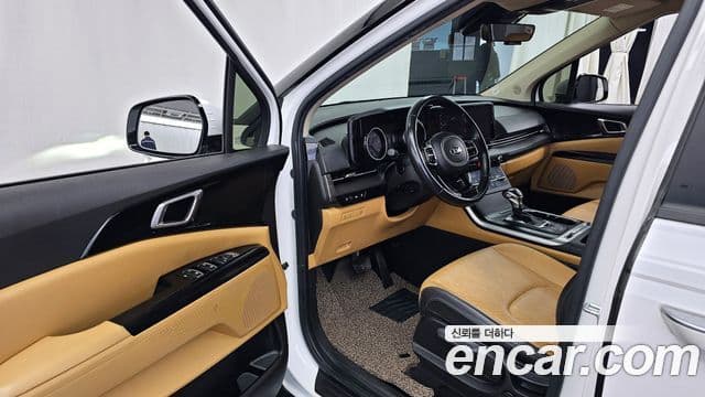 Kia Carnival 2021 — Şəkil 12/20