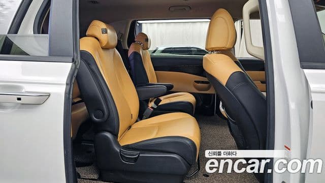 Kia Carnival 2021 — Şəkil 7/20