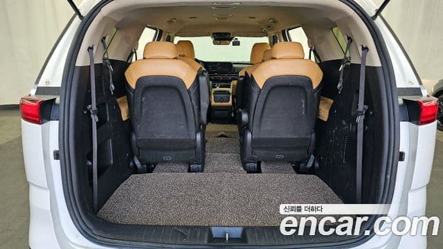 Kia Carnival 2021 — Şəkil 20/20