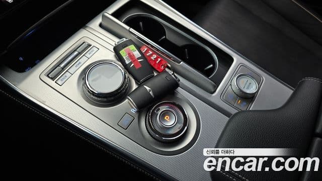 Genesis GV80 2023 — Şəkil 9/20