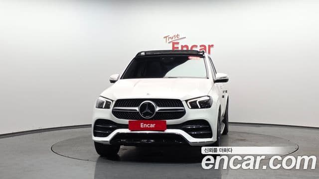 Mercedes-Benz GLE-Class 2021 — ფოტო 3/20
