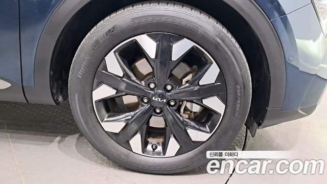 Kia Sportage 2022 — ფოტო 7/20
