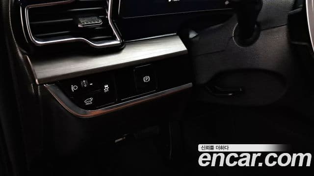 Kia Sportage 2022 — ფოტო 13/20